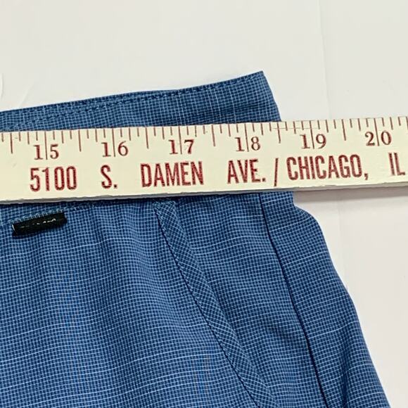 Travis Mathew Men's 36 Stretch Golf Performance Nylon Blend Shorts Blue - Picture 8 of 10